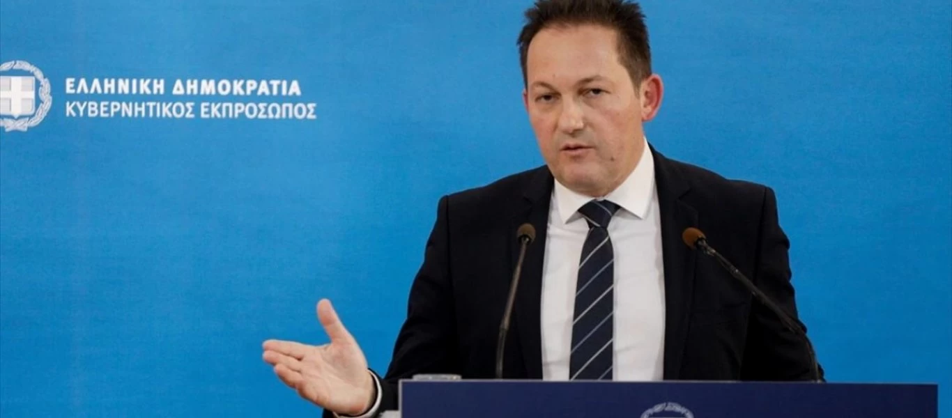 Ανακοίνωσε τα νέα πρόσθετα μέτρα της κυβέρνησης ο Σ. Πέτσας